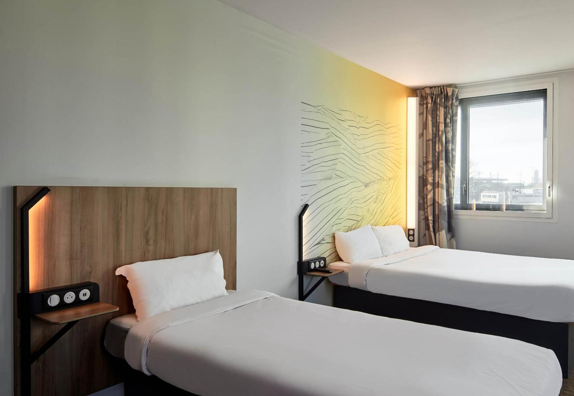 B&B Hotel Saint-Denis Porte De Paris Bagian luar foto