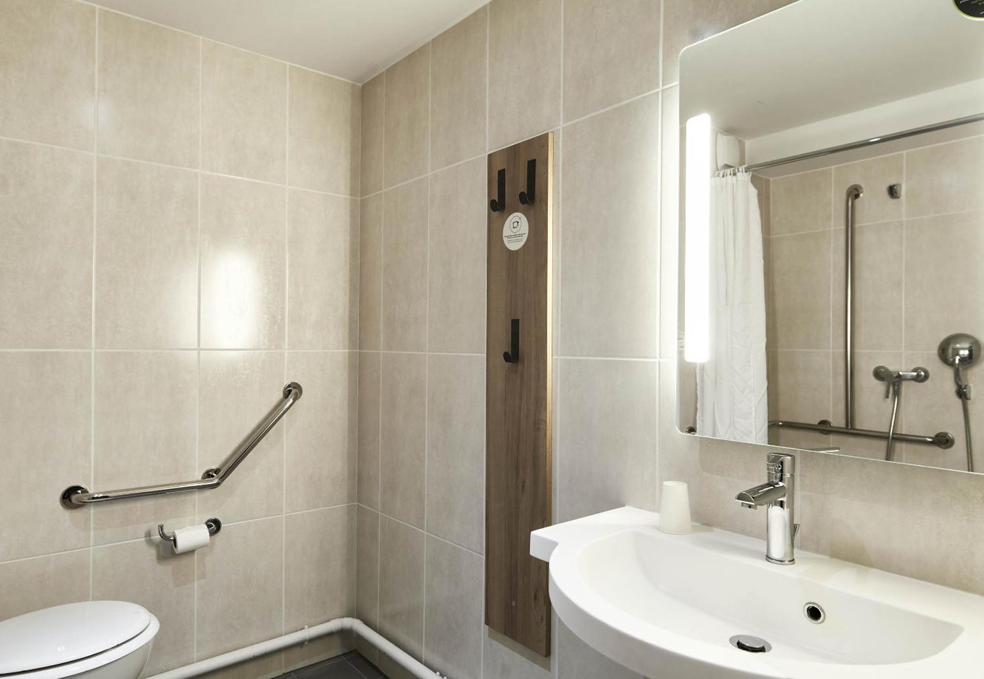 B&B Hotel Saint-Denis Porte De Paris Bagian luar foto